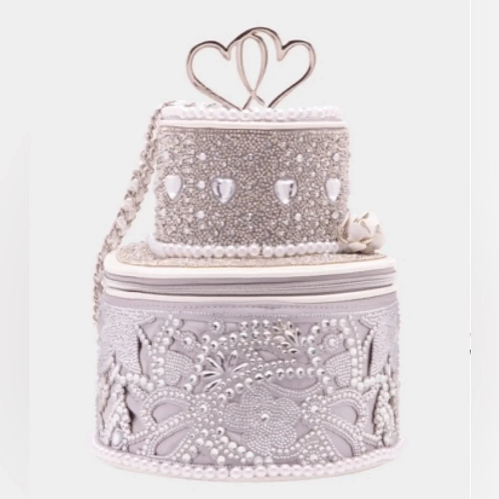 🩶 Betsey Johnson Kitsch Frost Yourself Silver Rhinestone Wedding Cake  Crossbody
